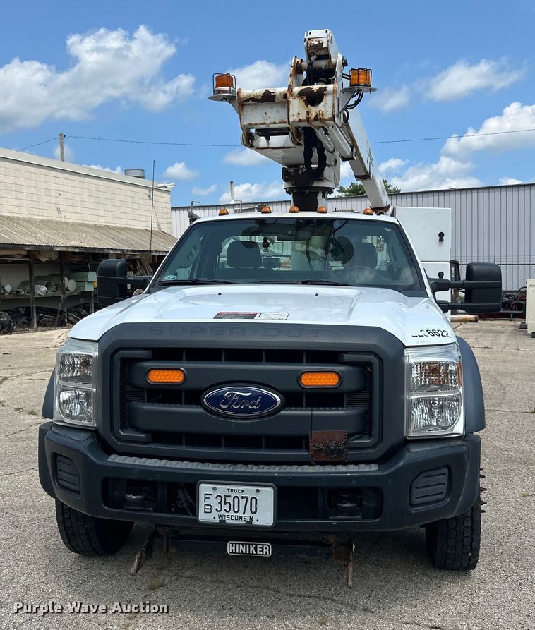 image for item LR9409 2013 Ford  F450 Super Duty XL bucket truck