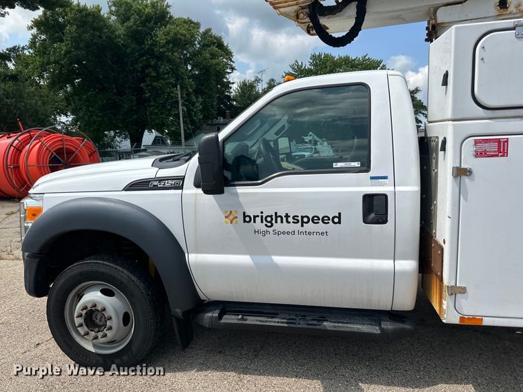 image for item LR9409 2013 Ford  F450 Super Duty XL bucket truck