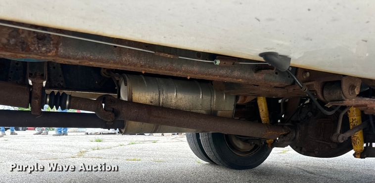 image for item LR9409 2013 Ford  F450 Super Duty XL bucket truck