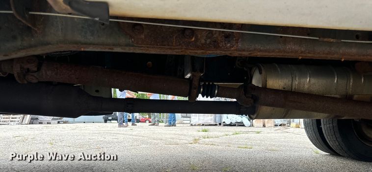 image for item LR9409 2013 Ford  F450 Super Duty XL bucket truck