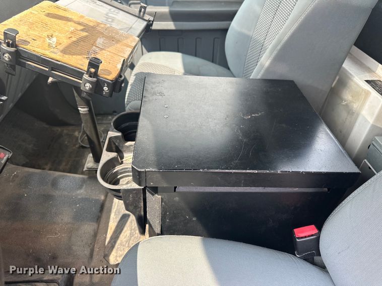 image for item LR9409 2013 Ford  F450 Super Duty XL bucket truck