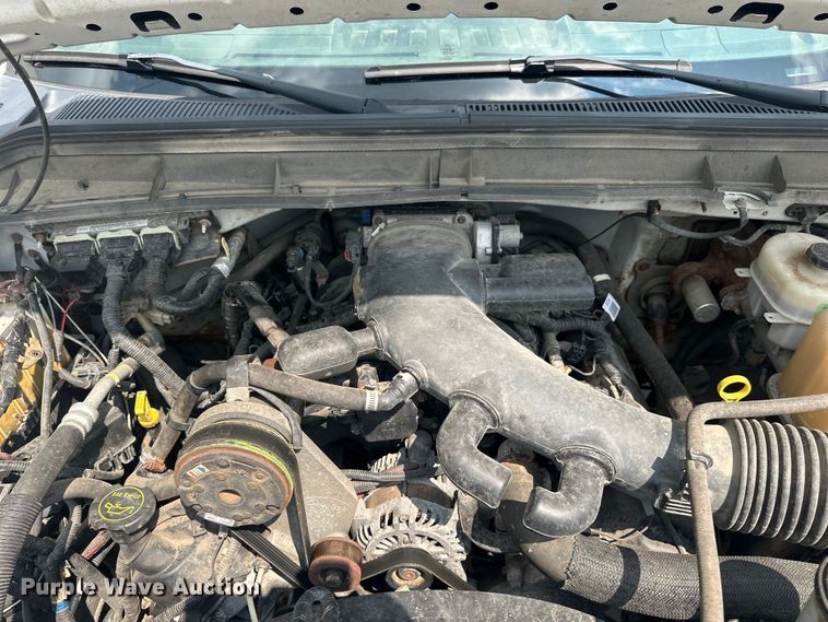 image for item LR9409 2013 Ford  F450 Super Duty XL bucket truck