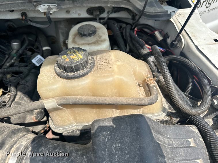 image for item LR9409 2013 Ford  F450 Super Duty XL bucket truck