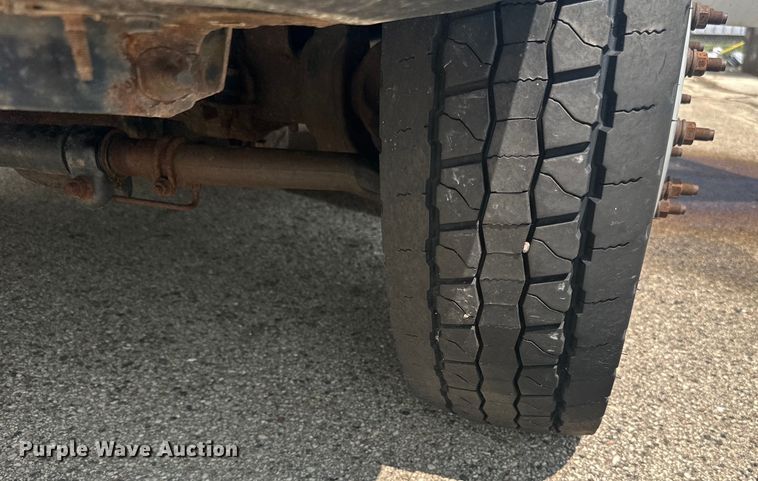 image for item LR9409 2013 Ford  F450 Super Duty XL bucket truck