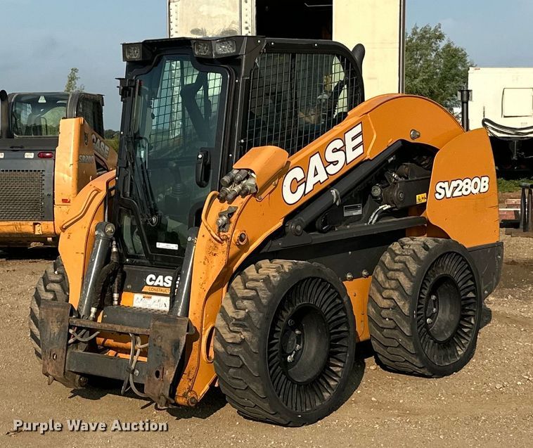 image for item LR9419 2020 Case SV280B skid steer loader