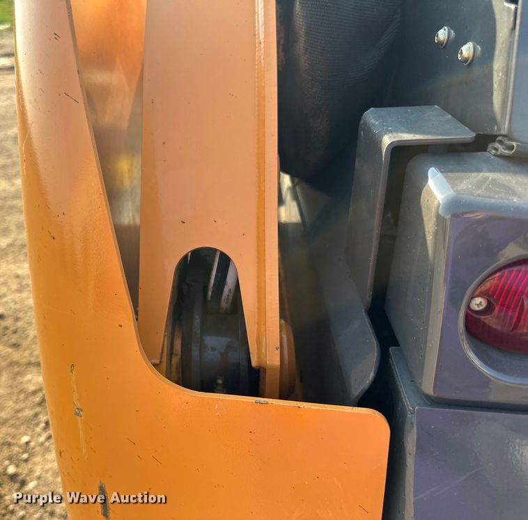 image for item LR9419 2020 Case SV280B skid steer loader