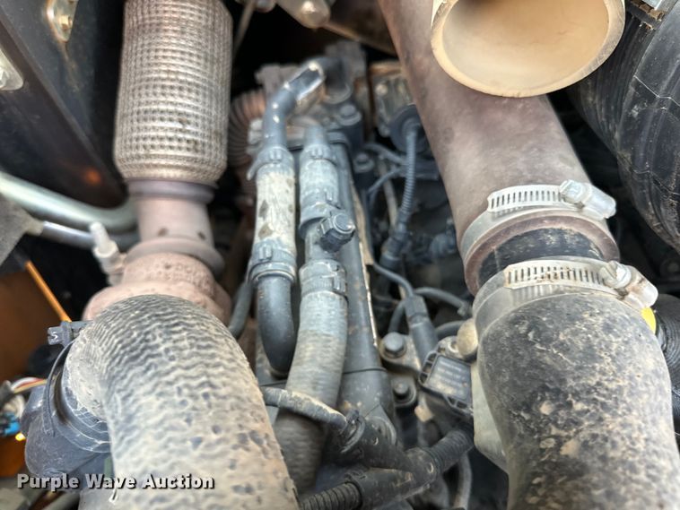 image for item LR9419 2020 Case SV280B skid steer loader