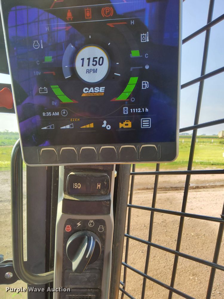 image for item LR9419 2020 Case SV280B skid steer loader