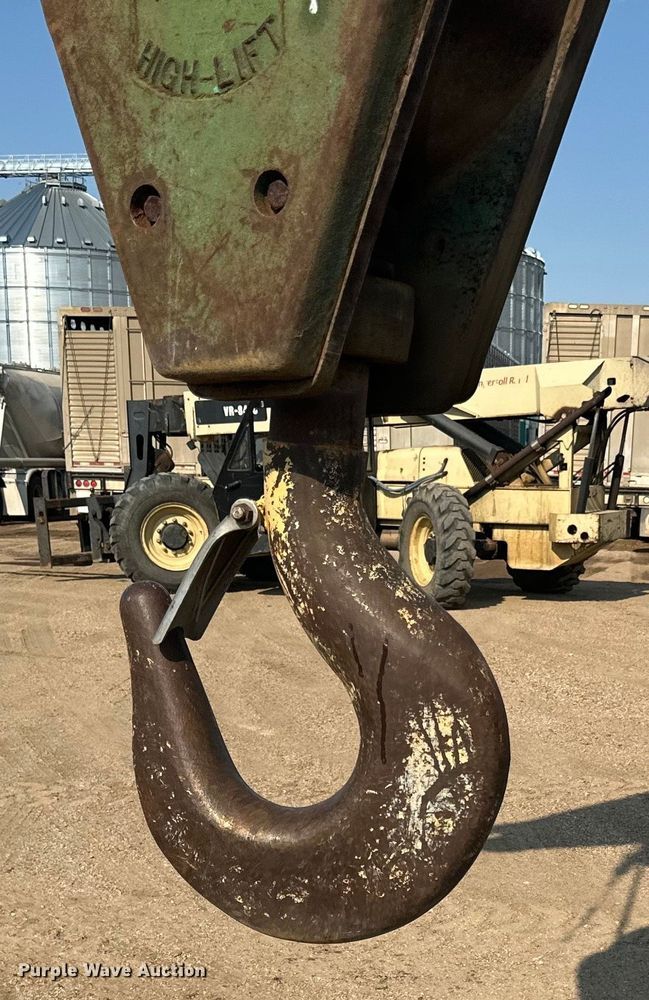 image for item LR9424 1971 Grove TM600 crane