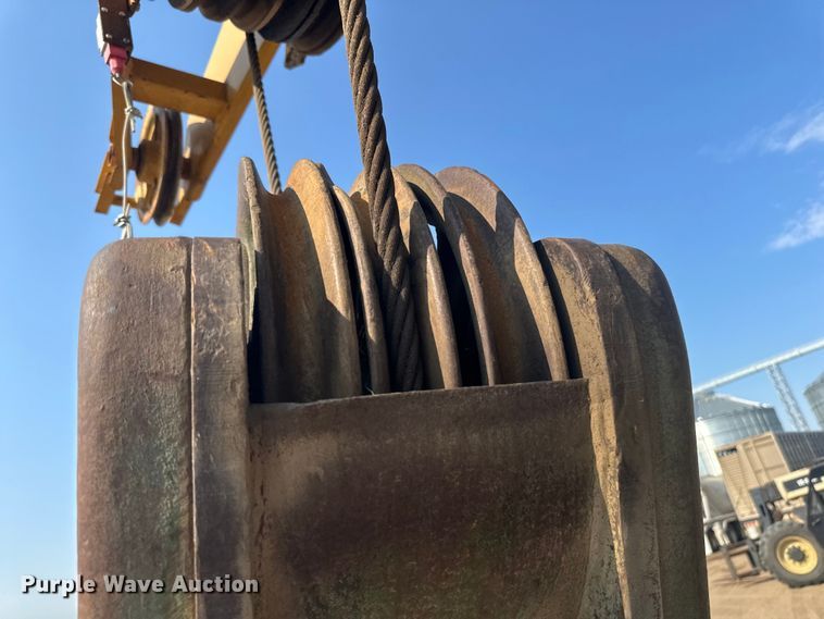 image for item LR9424 1971 Grove TM600 crane