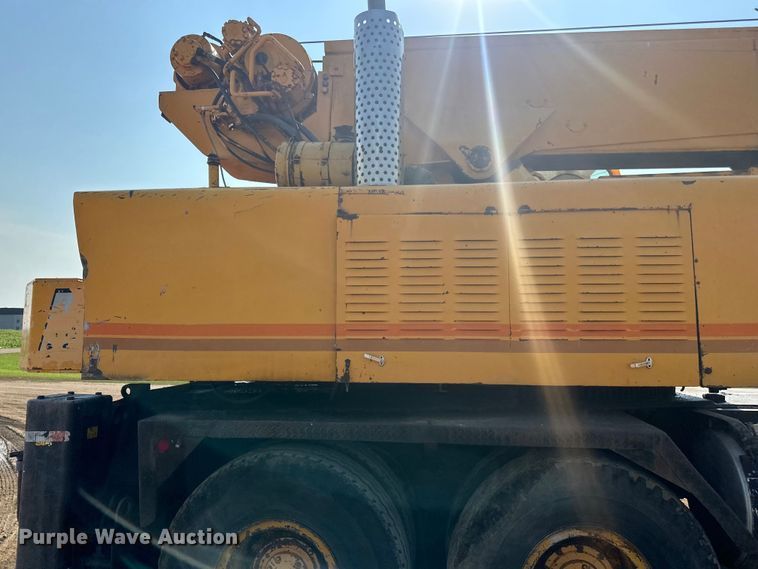 image for item LR9424 1971 Grove TM600 crane