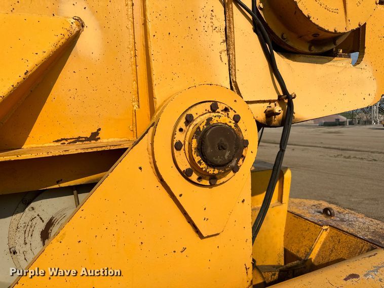 image for item LR9424 1971 Grove TM600 crane