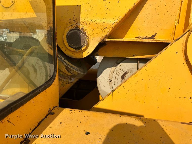 image for item LR9424 1971 Grove TM600 crane