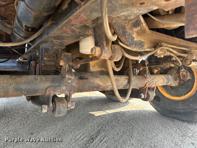 image for item LR9424 1971 Grove TM600 crane