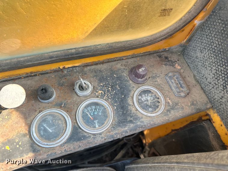 image for item LR9424 1971 Grove TM600 crane