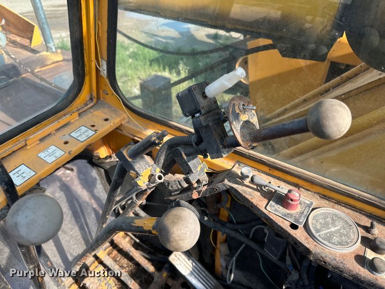 image for item LR9424 1971 Grove TM600 crane