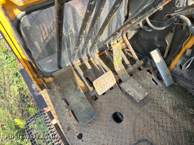 image for item LR9424 1971 Grove TM600 crane