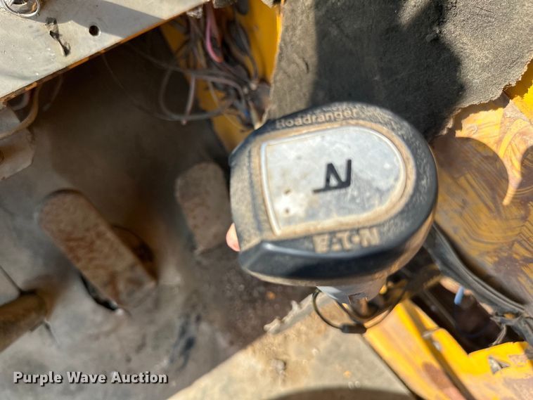 image for item LR9424 1971 Grove TM600 crane