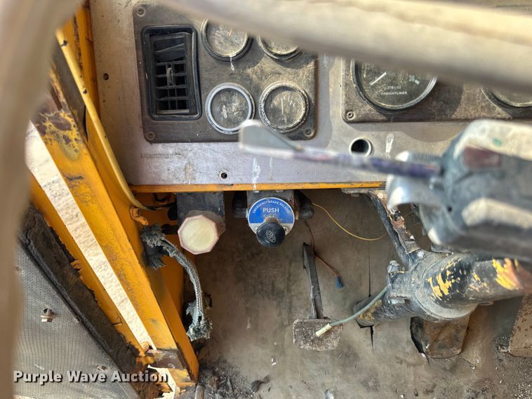 image for item LR9424 1971 Grove TM600 crane