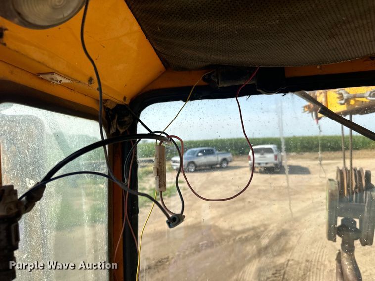 image for item LR9424 1971 Grove TM600 crane