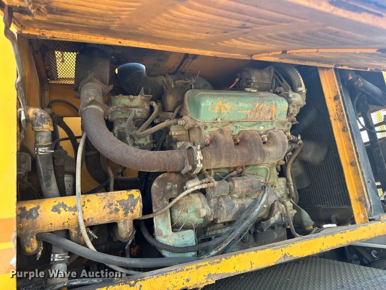 image for item LR9424 1971 Grove TM600 crane