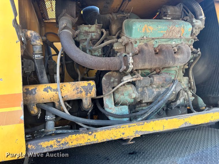 image for item LR9424 1971 Grove TM600 crane