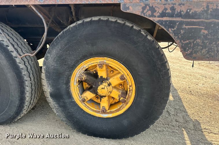 image for item LR9424 1971 Grove TM600 crane