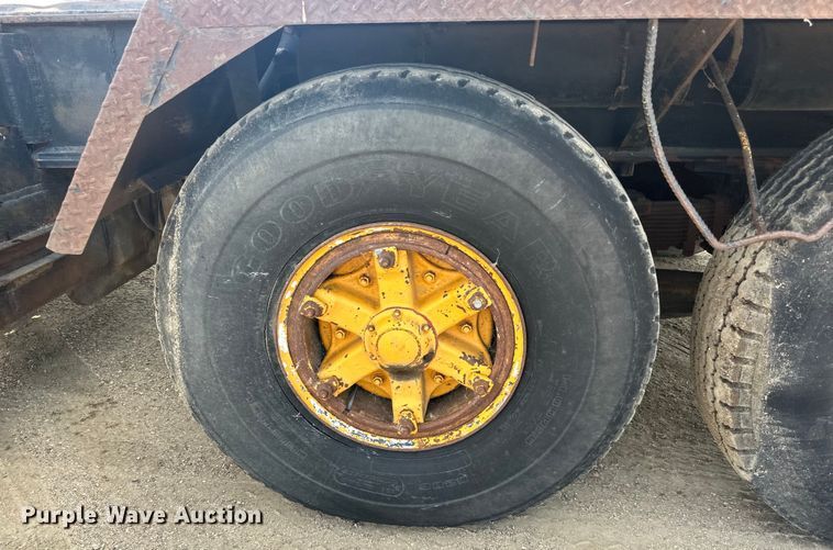 image for item LR9424 1971 Grove TM600 crane