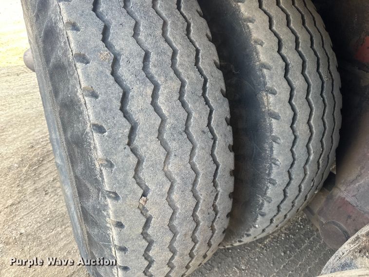 image for item LR9424 1971 Grove TM600 crane