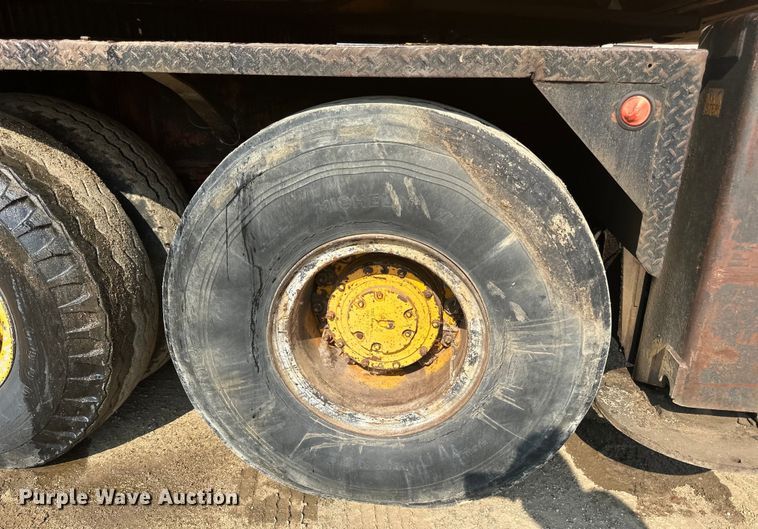 image for item LR9424 1971 Grove TM600 crane