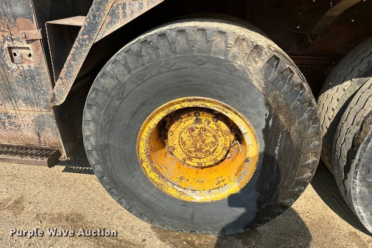 image for item LR9424 1971 Grove TM600 crane