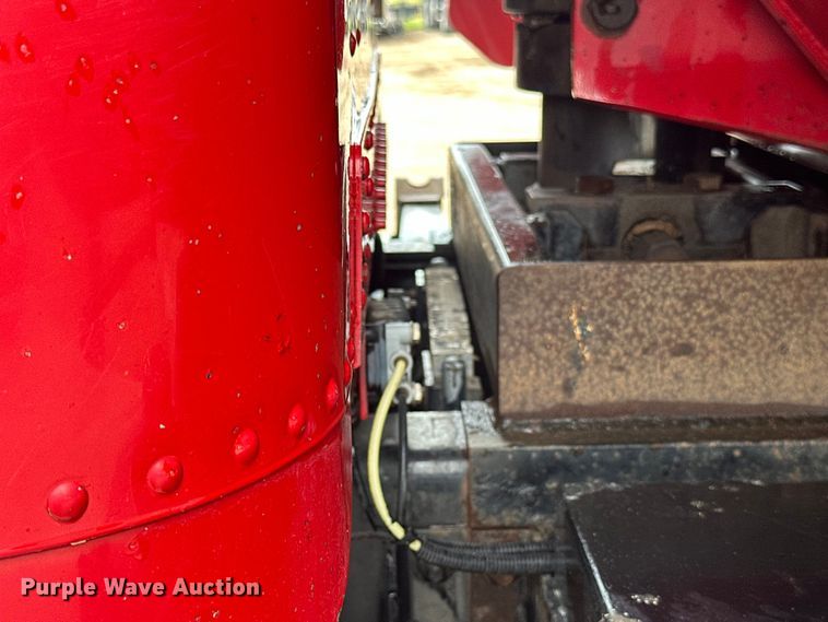 image for item LR9426 1997 Freightliner FL112SD dump truck