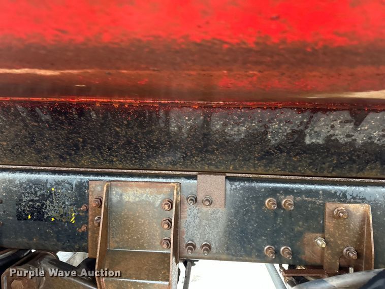 image for item LR9426 1997 Freightliner FL112SD dump truck