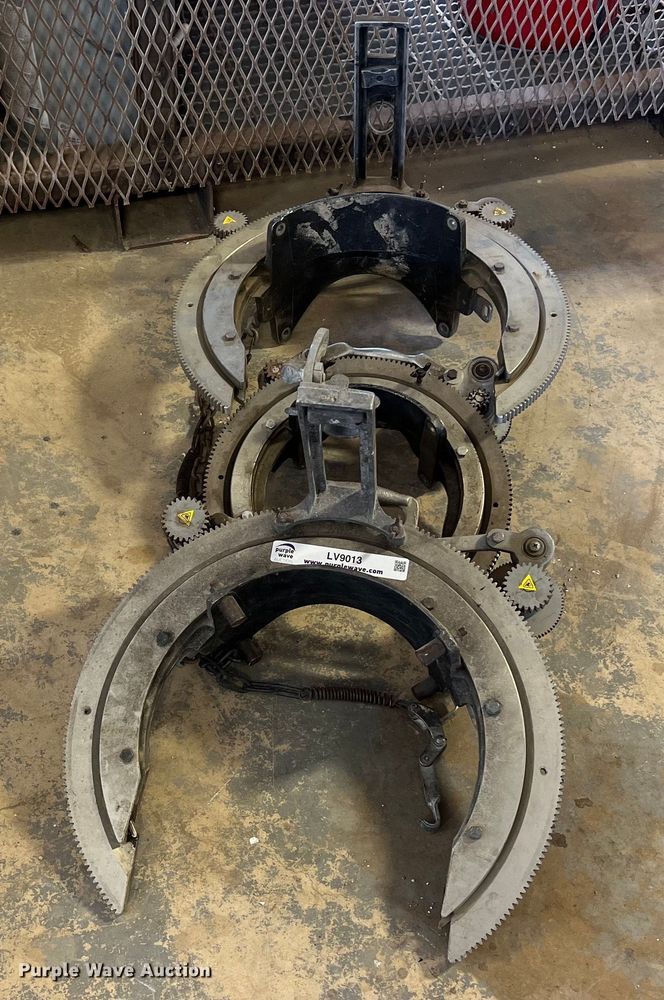 image for item LV9013 (3) bevelers