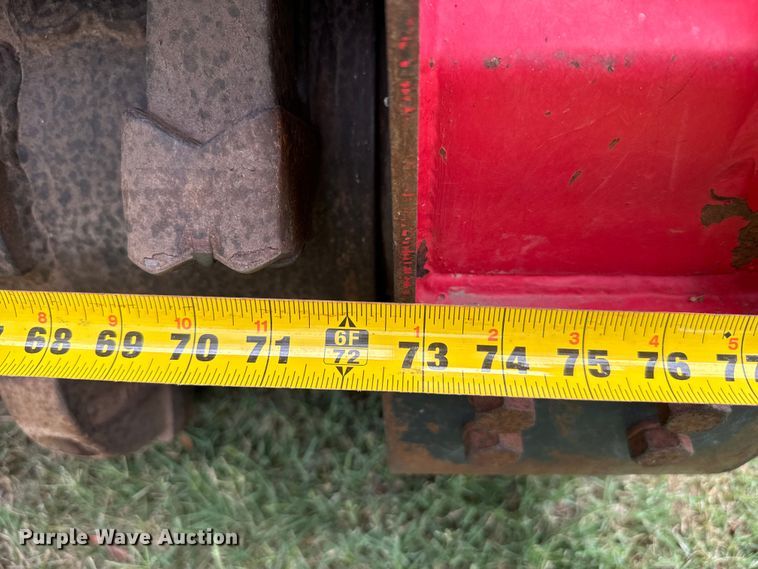 image for item NQ9712 2017 Fecon FTX 128R mulcher