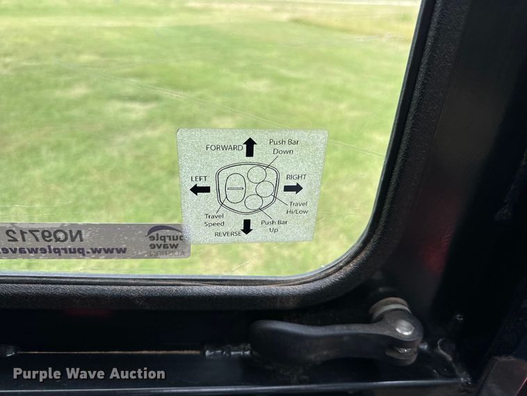 image for item NQ9712 2017 Fecon FTX 128R mulcher