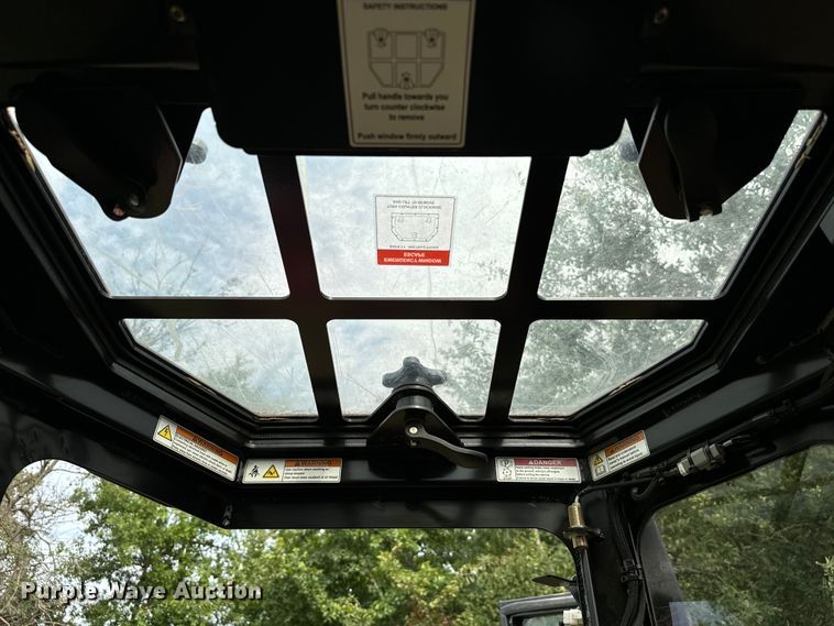 image for item NQ9712 2017 Fecon FTX 128R mulcher