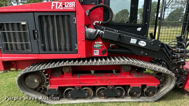 image for item NQ9712 2017 Fecon FTX 128R mulcher