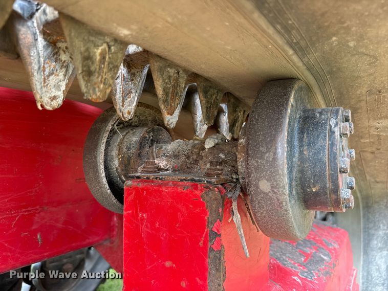 image for item NQ9712 2017 Fecon FTX 128R mulcher