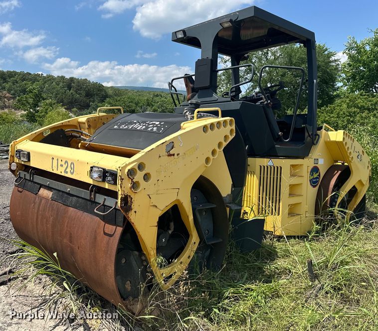 image for item NR9927 2006 Bomag BW190 AD-4 double drum vibratory roller