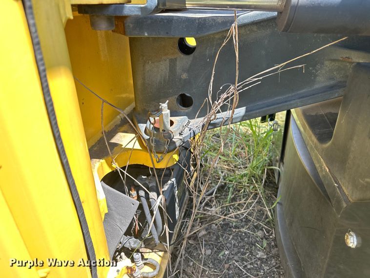 image for item NR9927 2006 Bomag BW190 AD-4 double drum vibratory roller