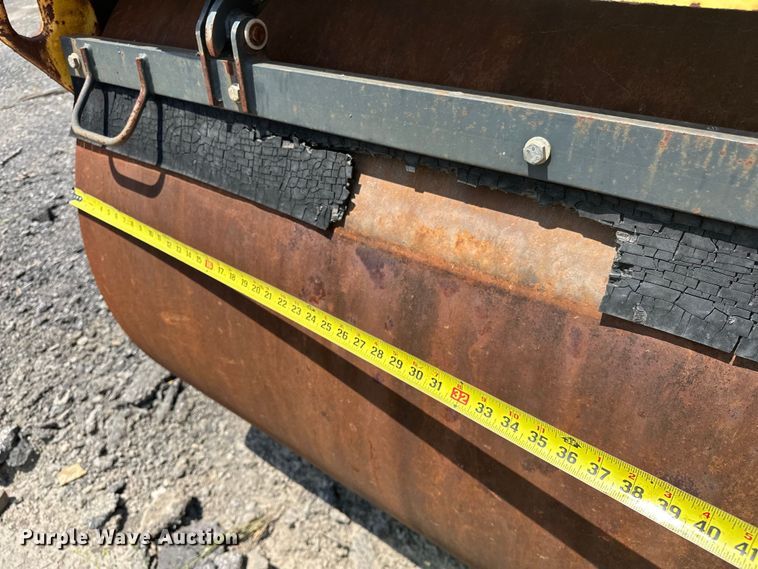 image for item NR9927 2006 Bomag BW190 AD-4 double drum vibratory roller