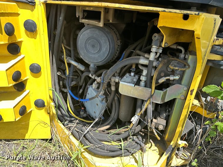 image for item NR9927 2006 Bomag BW190 AD-4 double drum vibratory roller