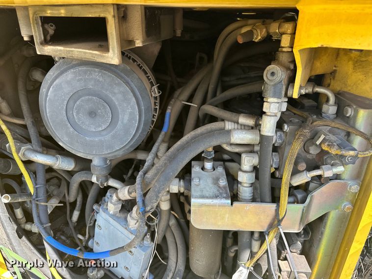 image for item NR9927 2006 Bomag BW190 AD-4 double drum vibratory roller