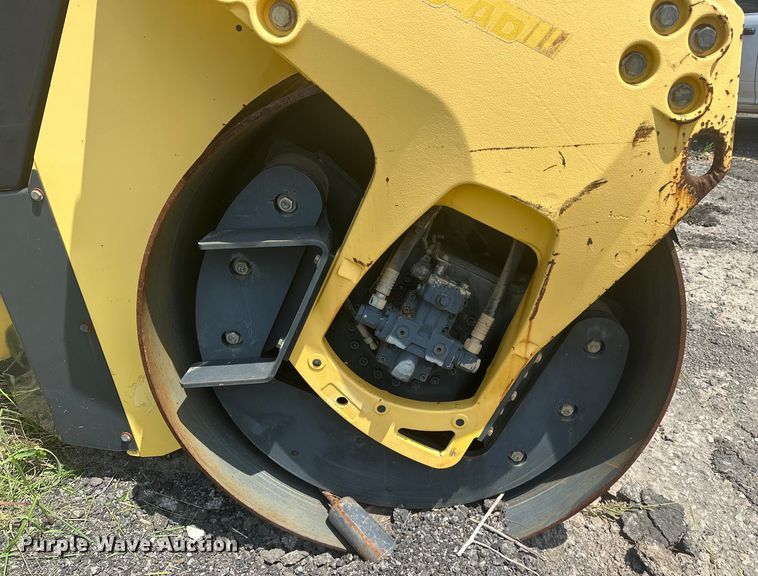 image for item NR9927 2006 Bomag BW190 AD-4 double drum vibratory roller