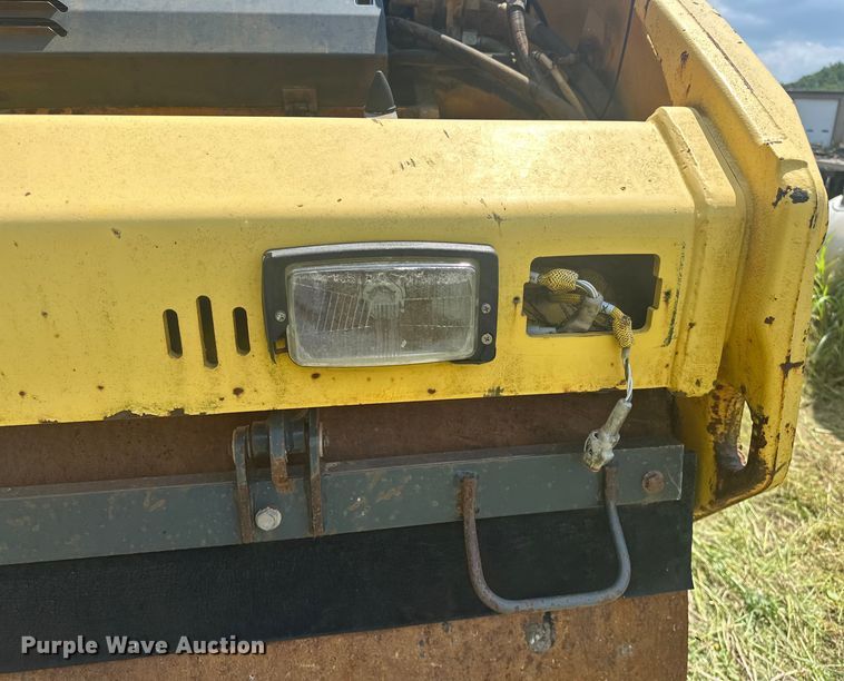 image for item NR9928 2005 Bomag BW190 AD-4 double drum vibratory roller