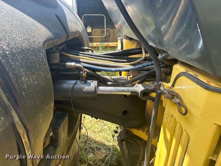 image for item NR9928 2005 Bomag BW190 AD-4 double drum vibratory roller