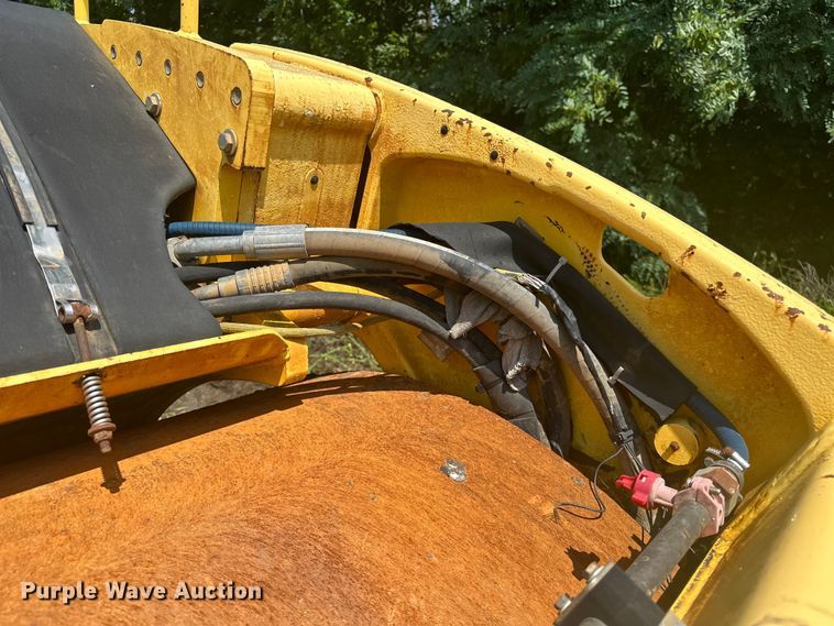 image for item NR9928 2005 Bomag BW190 AD-4 double drum vibratory roller