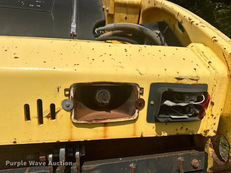 image for item NR9928 2005 Bomag BW190 AD-4 double drum vibratory roller