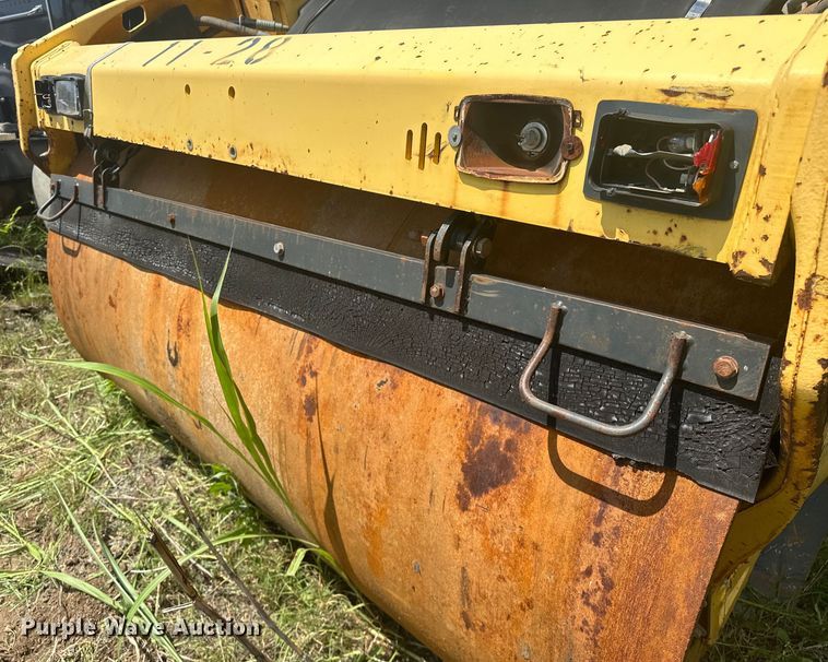 image for item NR9928 2005 Bomag BW190 AD-4 double drum vibratory roller